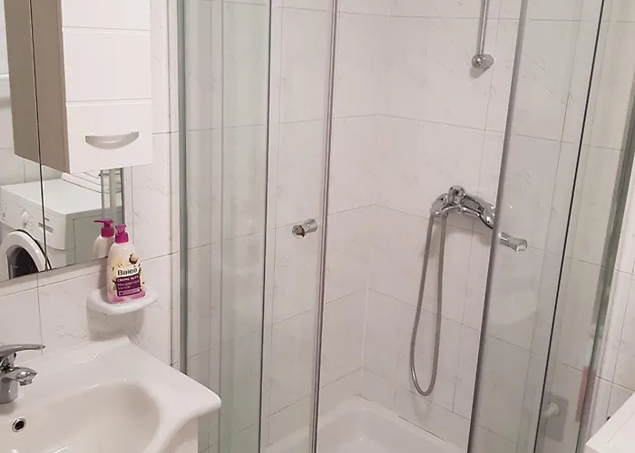 Minerva - One Bedroom A2 公寓 *